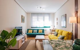 Apartamento céntrico con parking y Wifi