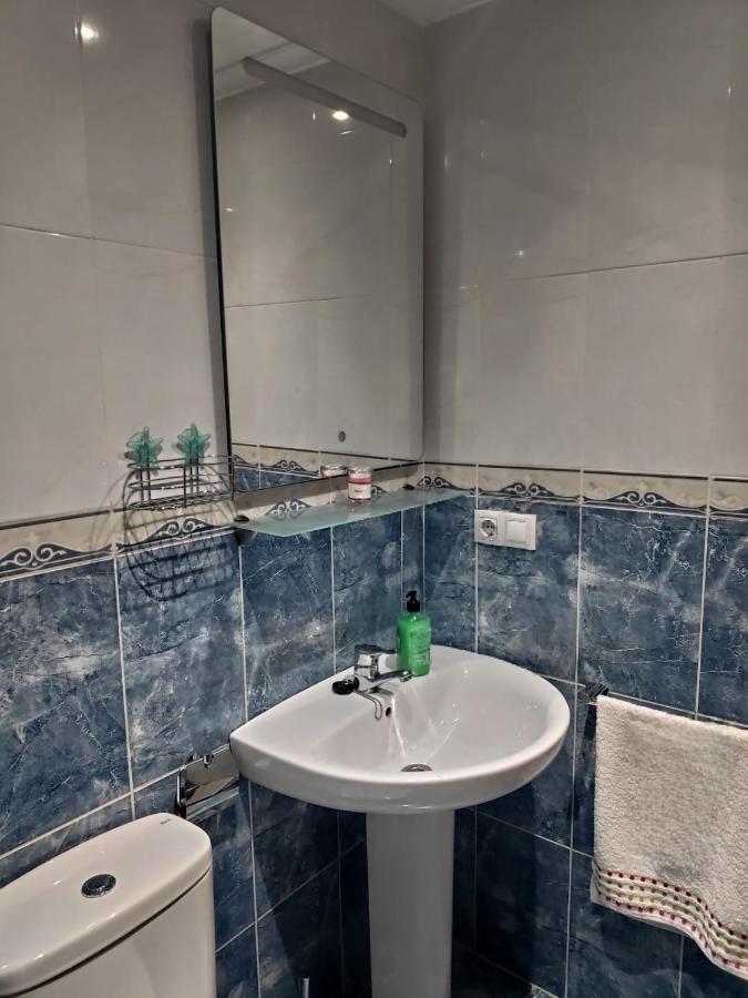 Apartamento céntrico con parking y Wifi Onís Exterior foto