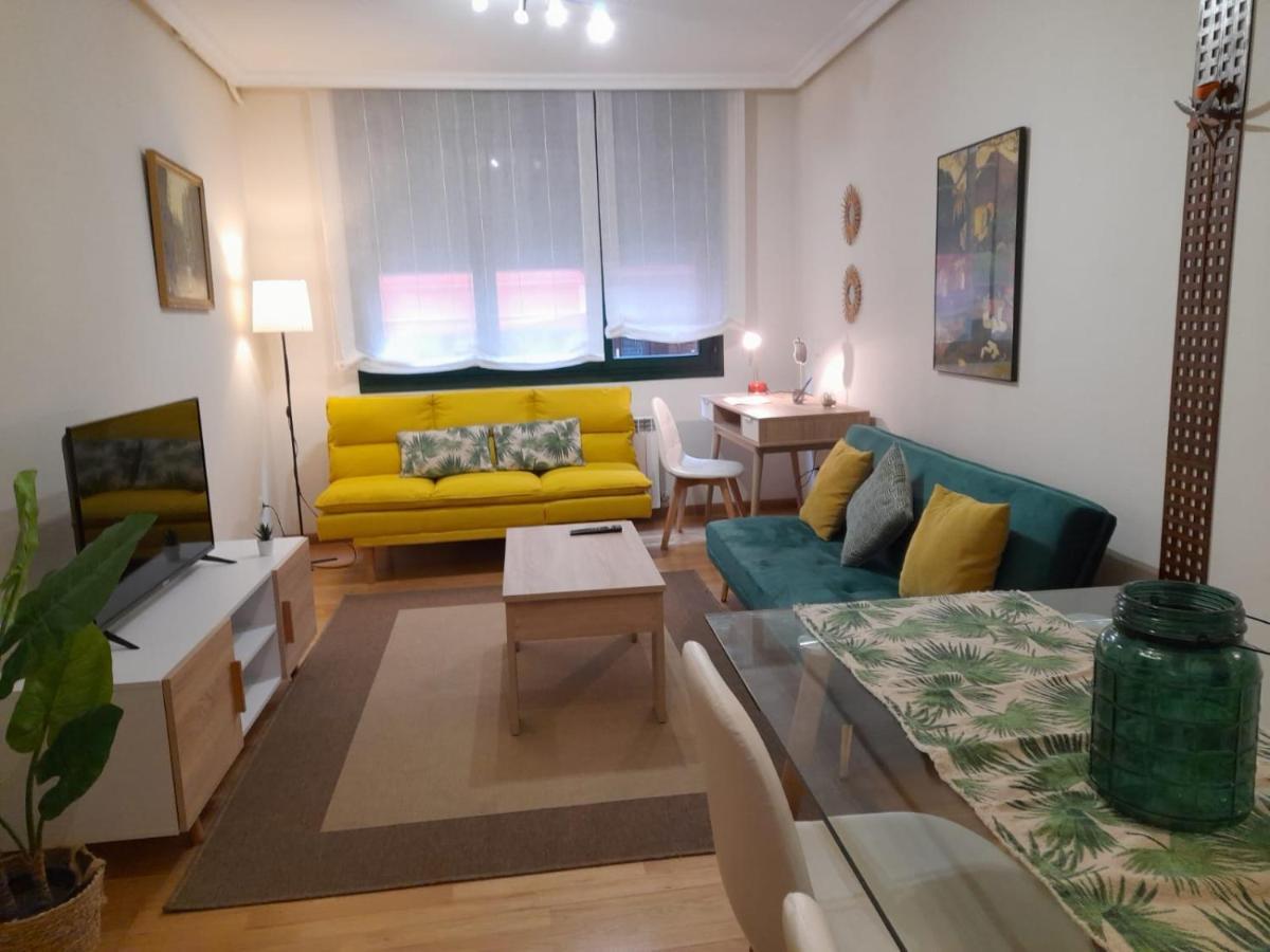 Apartamento céntrico con parking y Wifi Onís Exterior foto