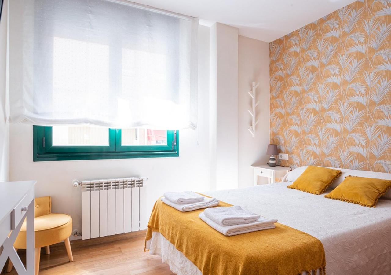 Apartamento céntrico con parking y Wifi Onís Exterior foto
