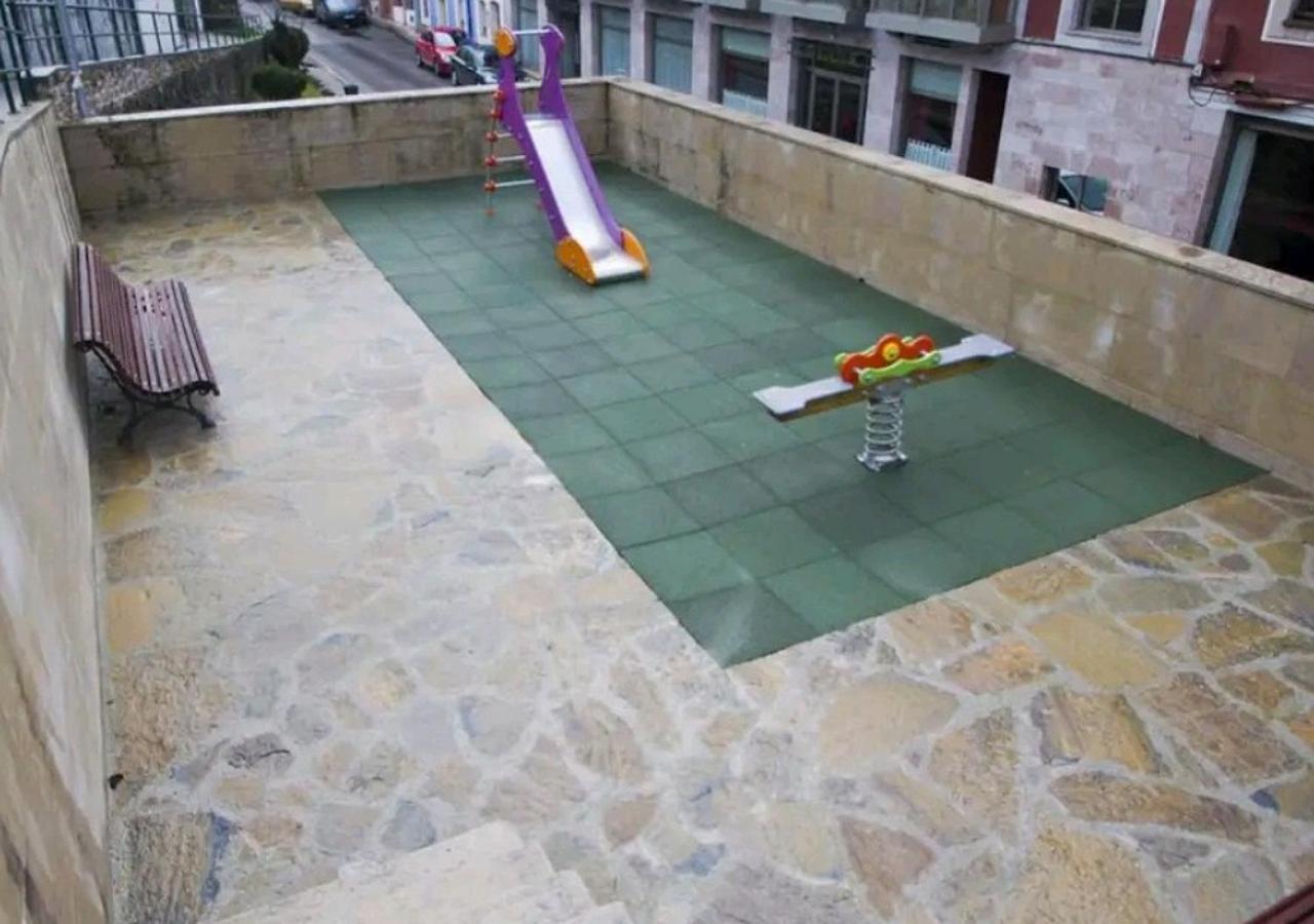 Apartamento céntrico con parking y Wifi Onís Exterior foto