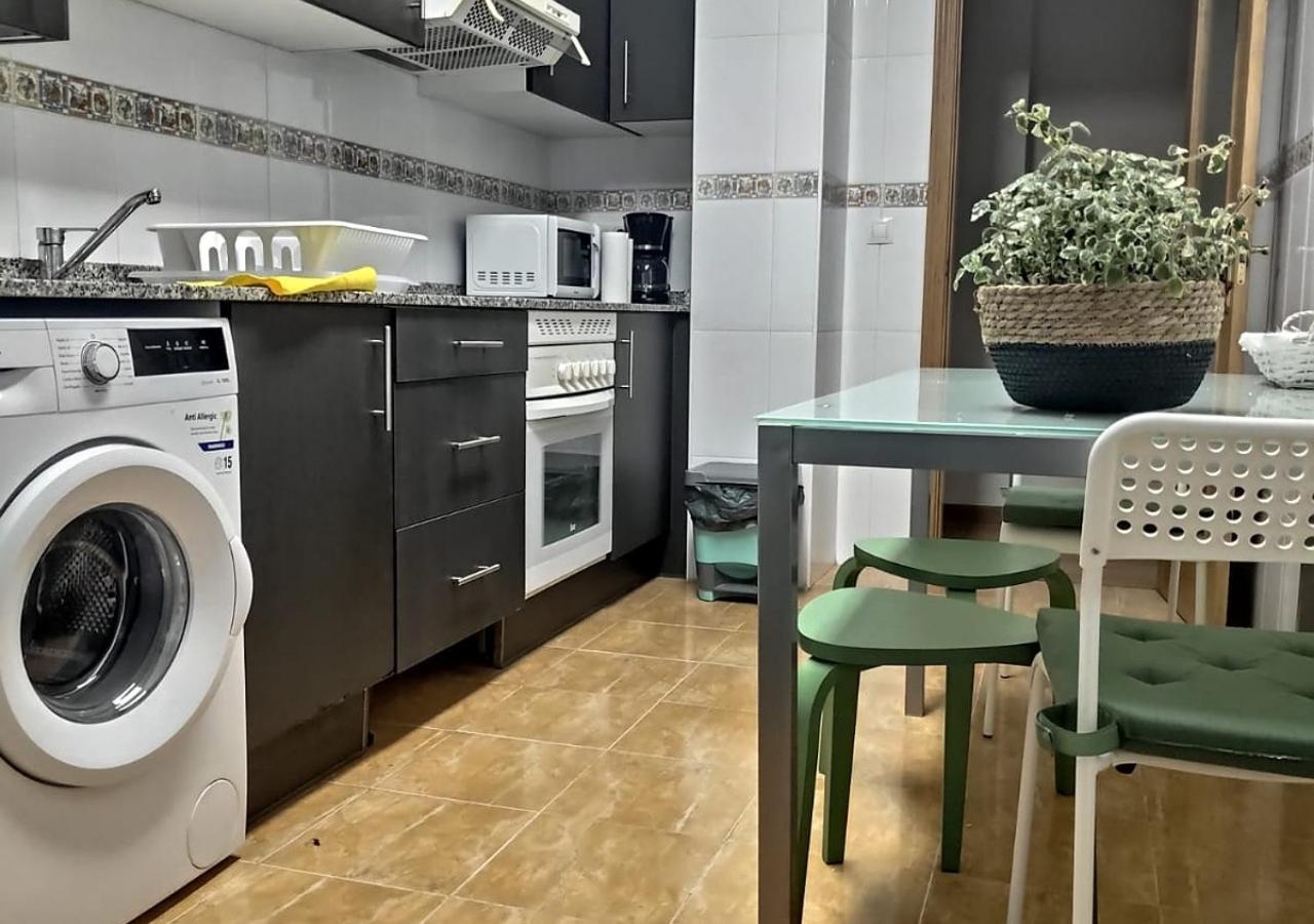 Apartamento céntrico con parking y Wifi Onís Exterior foto